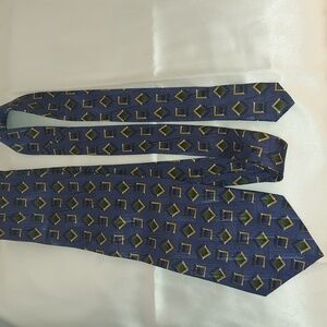 Bill Blass Navy and Gold Geometric Tie For Men&Women